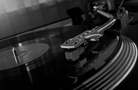 Banner Content Image: https://www.dynamic-distribution.net/images/banner/source/Vinyl-Accessories-min.Y3SVJ9r89X.jpg?t=1718024651