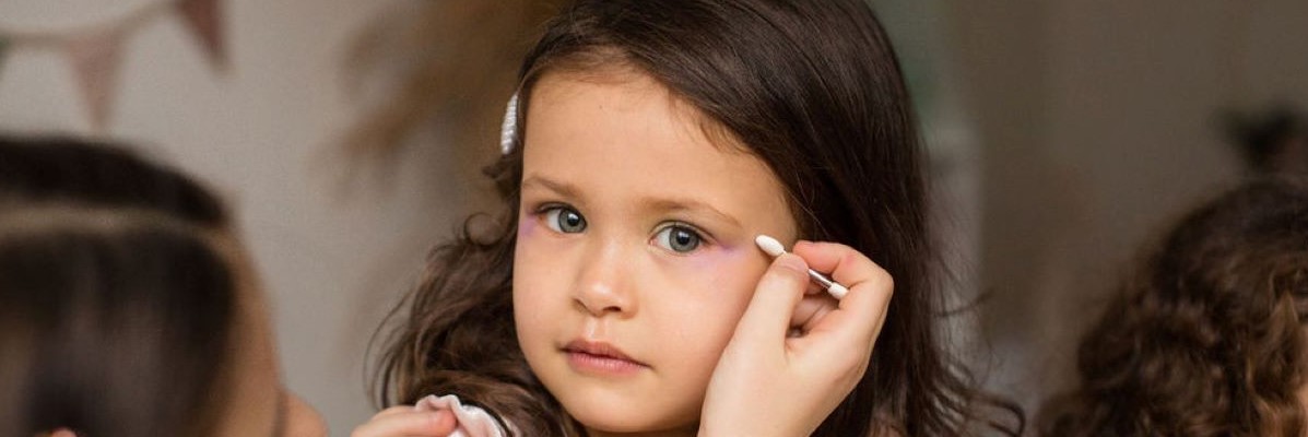 Make-Up