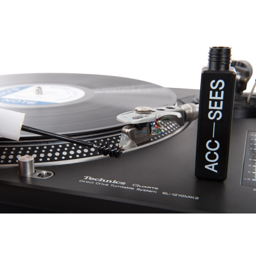 Acc-Sees Stylus Cleaning Brush & Fluid (20ml)