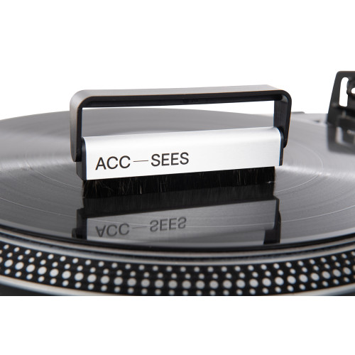 Acc-Sees Carbon Fibre Vinyl Cleaning Brush