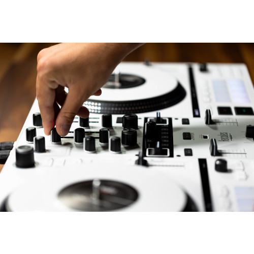 Hercules DJ Control Inpulse T7 (White Edition UK)