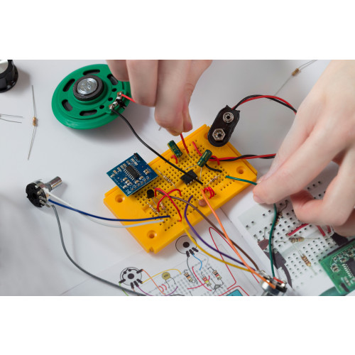 EIGHT Build Your Own Kit - Retro Radio