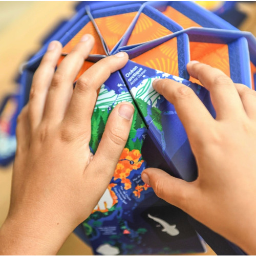 Poppik 3D Globe - Our Planet