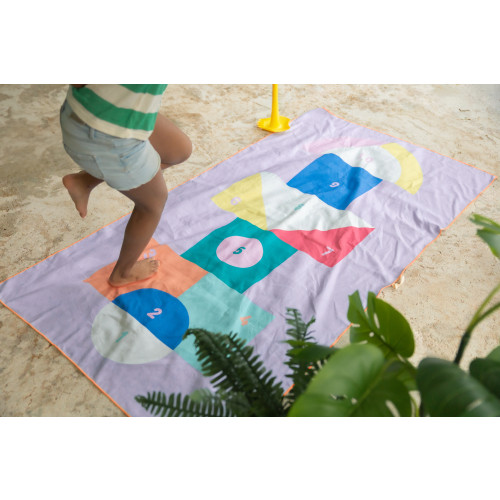 Quut Microfibre Play Towel (L) - Hopscotch