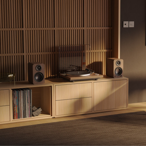Kanto YU4 (Gen.2) Powered Bookshelf Speaker - Walnut