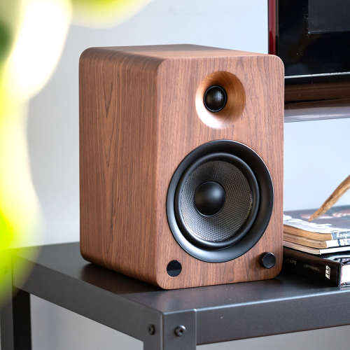 Kanto YU6 Powered Bookshelf Speakers (Walnut)