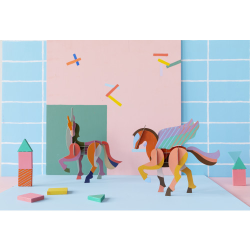 Studio Roof Mythical Figurine (L) - Giant Pegasus