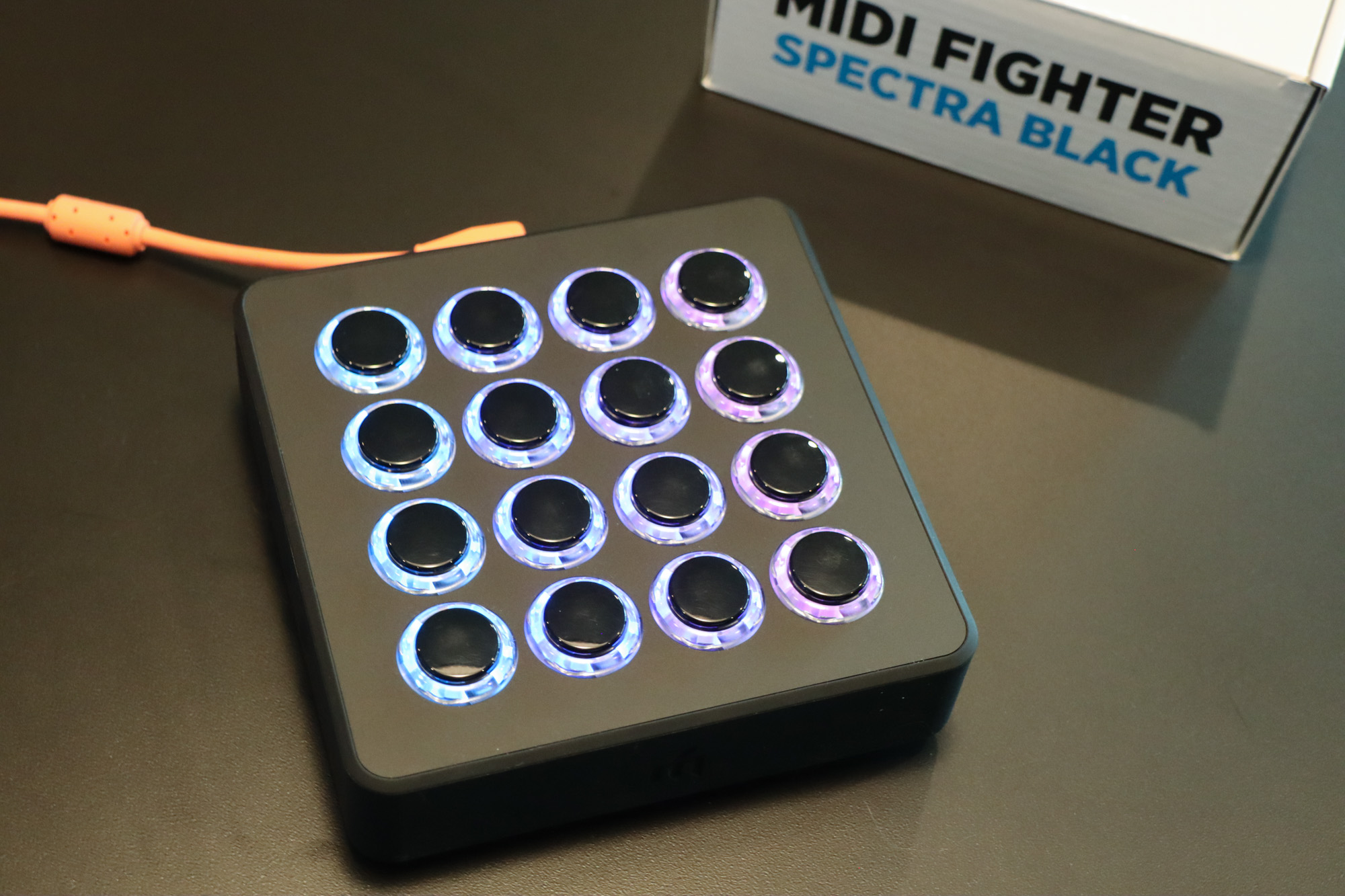 Dynamic Distribution - DJ Tech Tools Midi Fighter Spectra (Black)