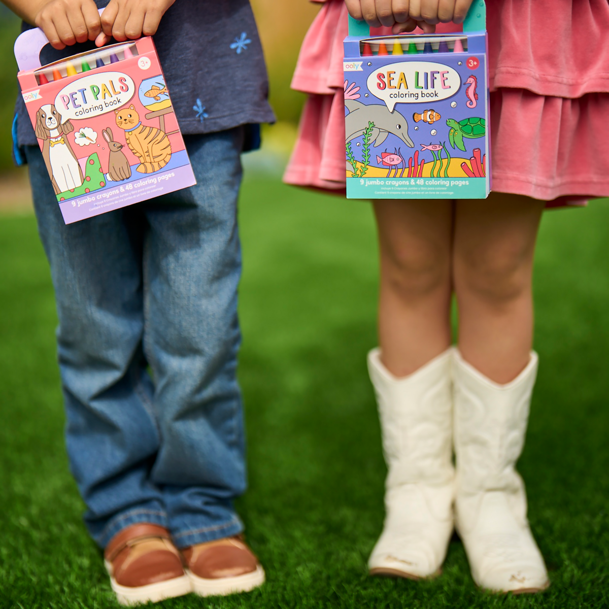 Dynamic Distribution - Ooly Carry Along Crayon & Coloring Book Kit ...