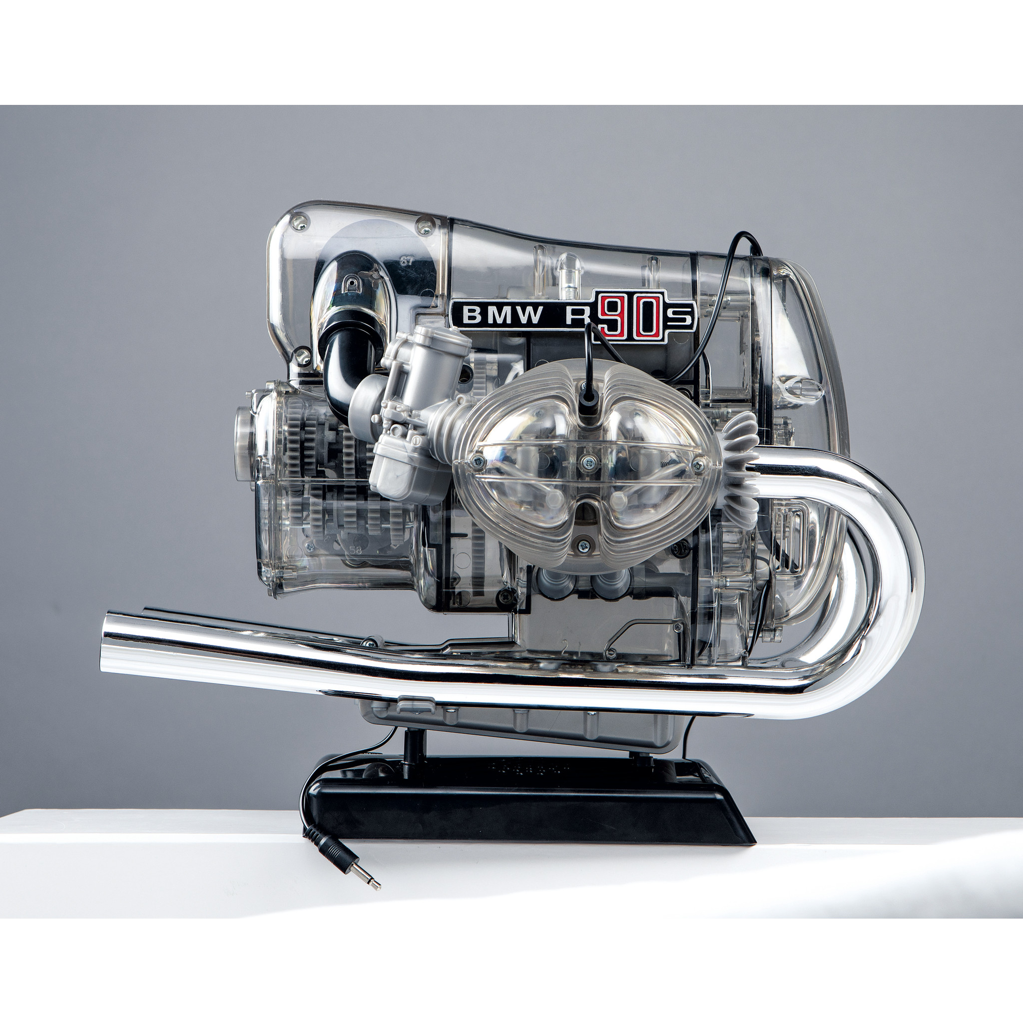 Dynamic Distribution - Franzis Model Engine Kit - BMW R90S